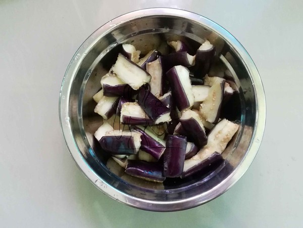 醬燜茄子的做法-家常味燜菜譜