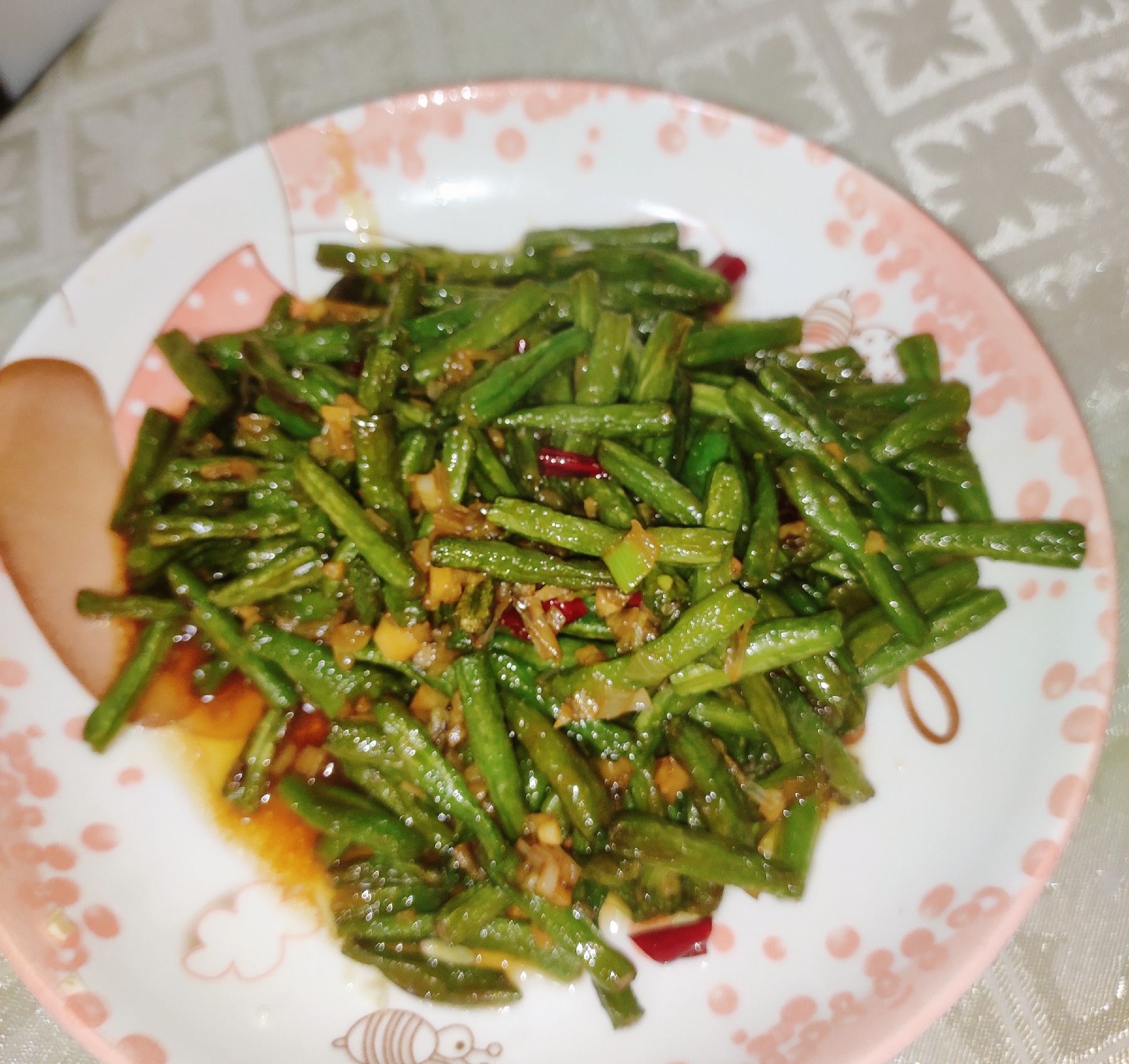 蒜香豇豆的做法-蒜香味燒菜譜-易網健康養生網 蒜香豇豆的做法-蒜香味燒菜譜