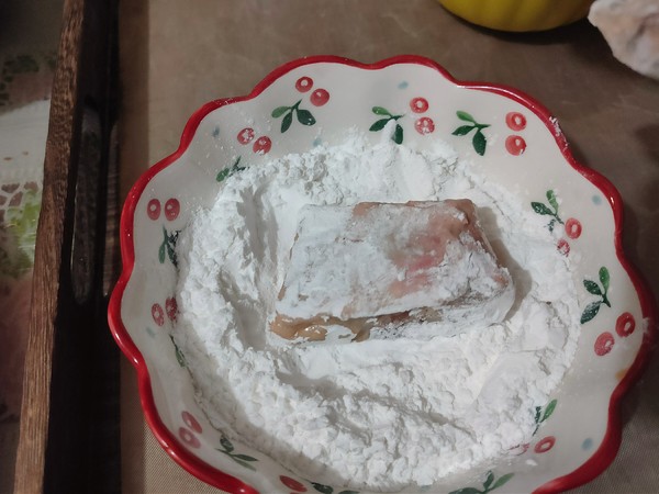 香酥老板魚的做法-家常味炸菜譜