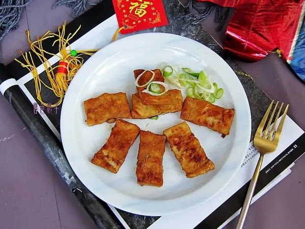 煎明太魚(yú)塊的做法-咸鮮味煎菜譜