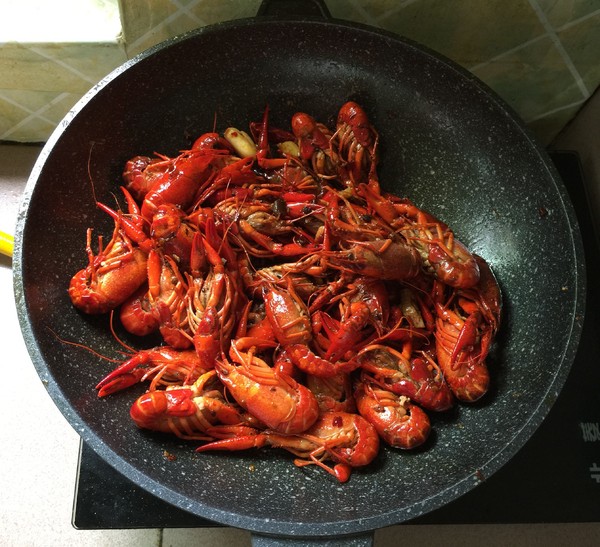 麻辣小龍蝦的做法-香辣味炒菜譜
