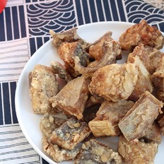 香酥老板魚的做法-家常味炸菜譜