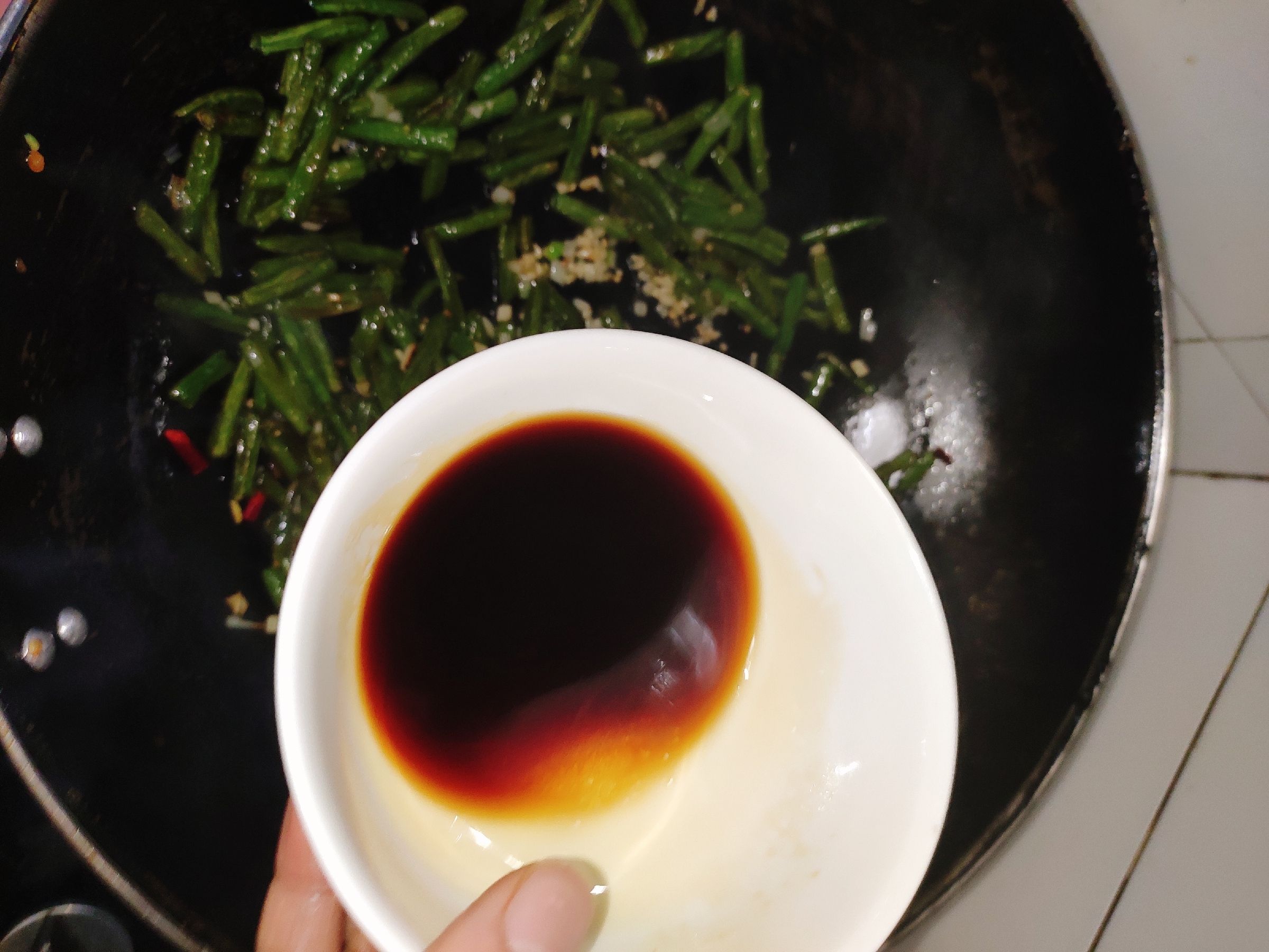 蒜香豇豆的做法-蒜香味燒菜譜-易網健康養生網 蒜香豇豆的做法-蒜香味燒菜譜