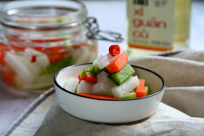 糖醋蘿卜條的做法-酸甜味腌菜譜-易網(wǎng)健康養(yǎng)生網(wǎng) 糖醋蘿卜條的做法-酸甜味腌菜譜