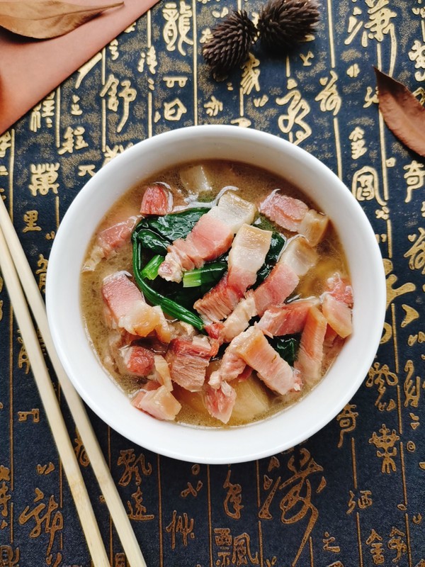 紅樓夢之火腿燉肘子的做法-咸鮮味燉菜譜