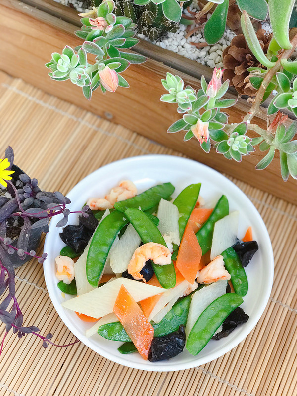 蝦仁炒三色的做法-咸鮮味炒菜譜