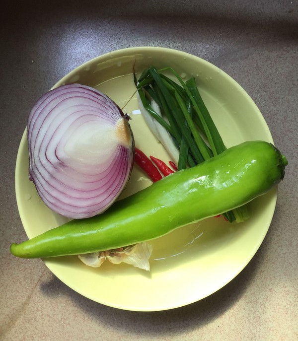 香辣臘排骨的做法-香辣味炒菜譜