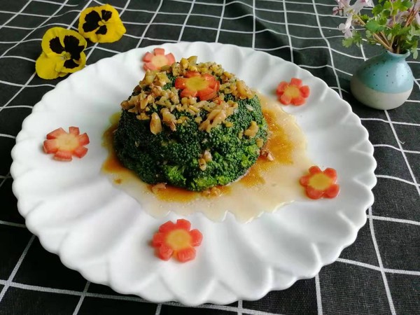 蠔油西蘭花的做法-咸鮮味煮菜譜