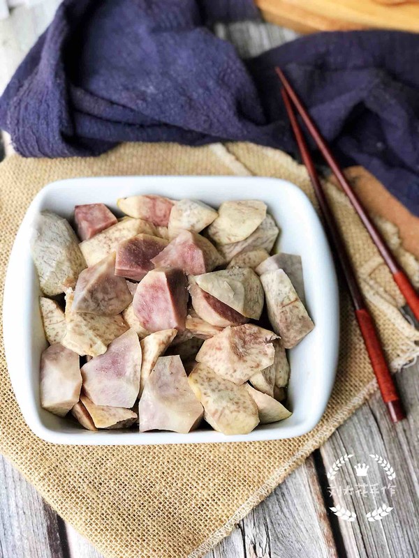 香蒸芋頭的做法-家常味蒸菜譜-易網(wǎng)健康養(yǎng)生網(wǎng) 香蒸芋頭的做法-家常味蒸菜譜