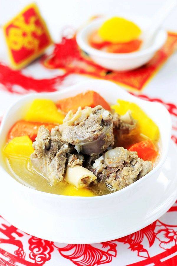 胡蘿卜燉羊腿的做法-家常味燉菜譜-易網健康養生網 胡蘿卜燉羊腿的做法-家常味燉菜譜