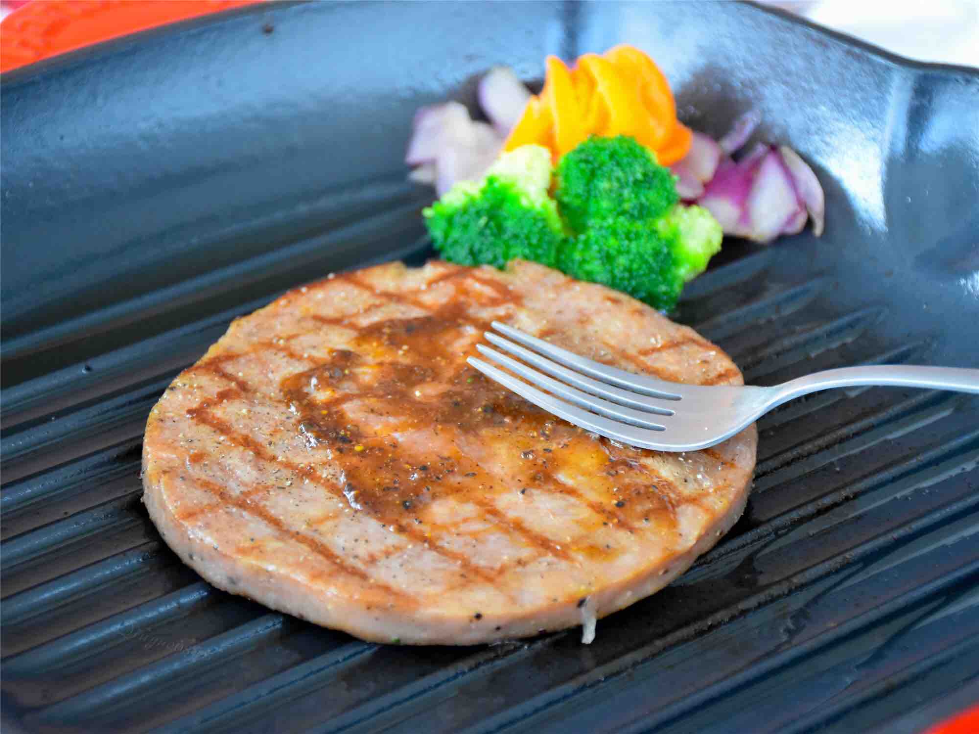 香煎鮮嫩牛排的做法-黑椒味煎菜譜