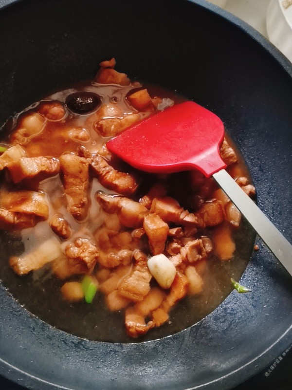 砂鍋壇肉的做法-咸鮮味砂鍋菜譜