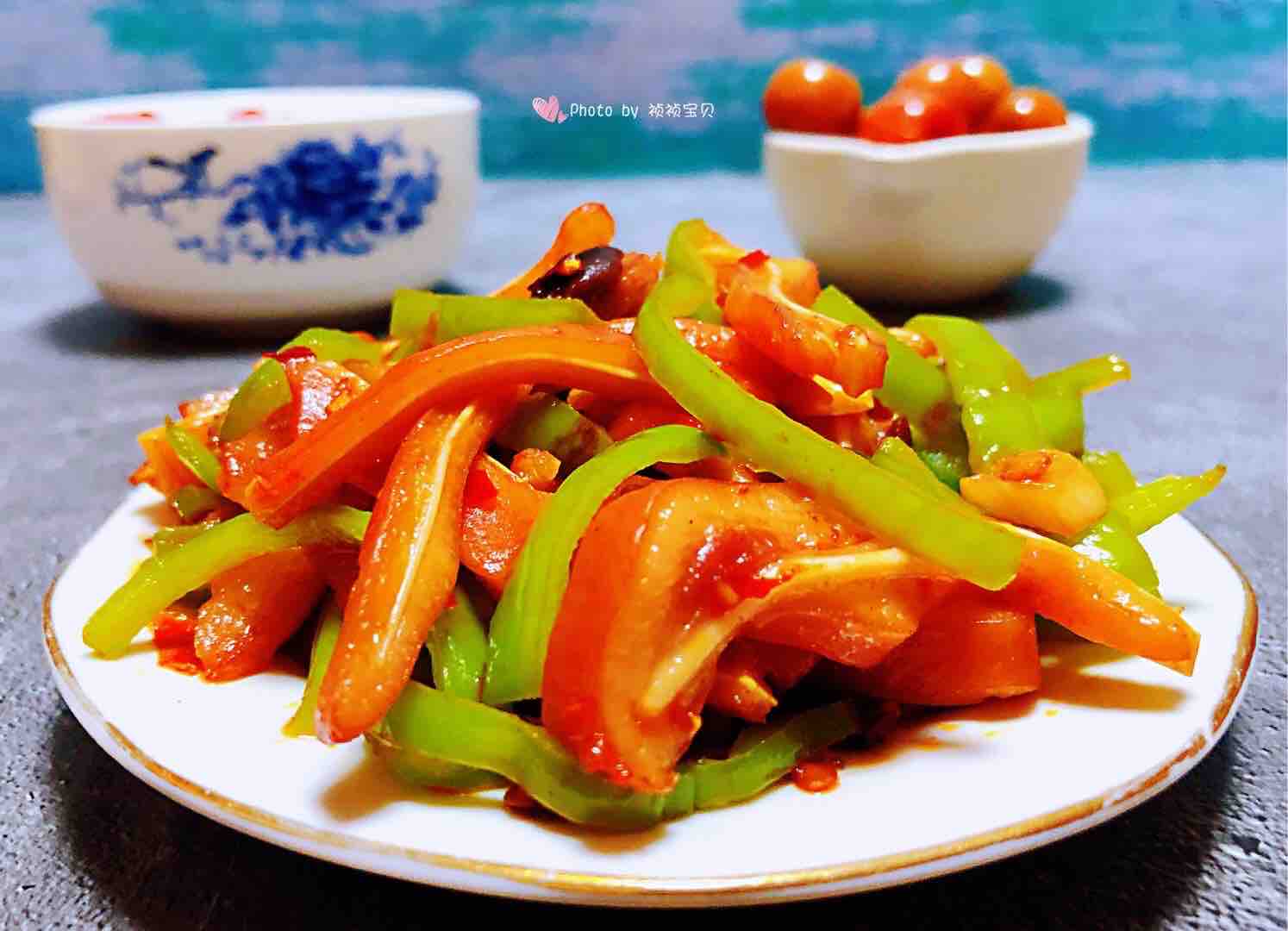 爆炒豬耳朵的做法-香辣味炒菜譜