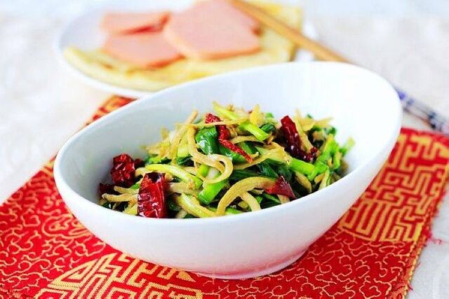 韭菜炒銀魚的做法-家常味炒菜譜