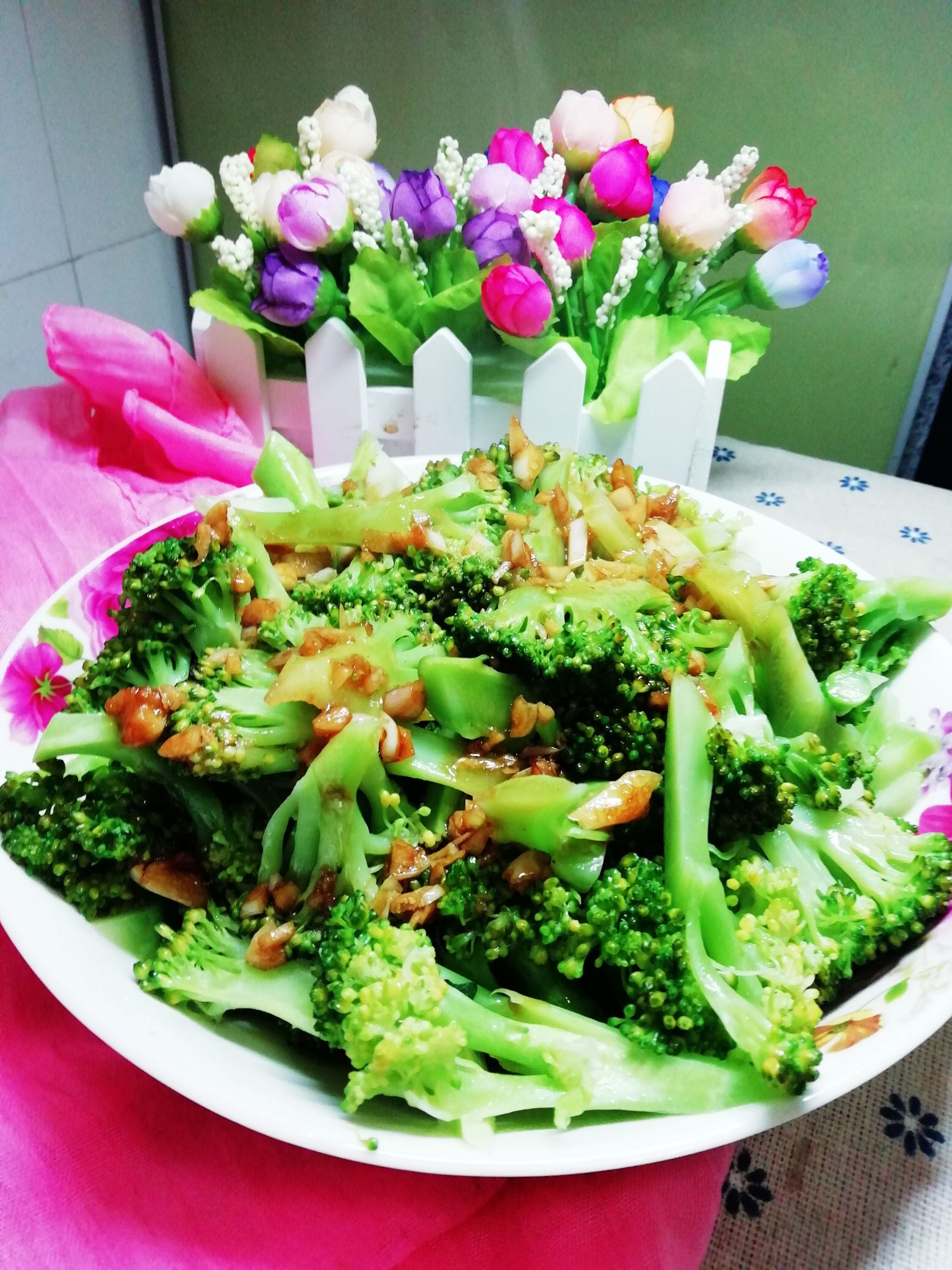 澆汁西蘭花的做法-家常味煮菜譜