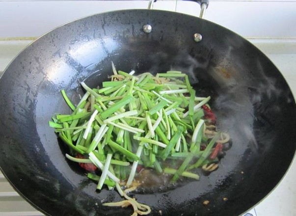 韭菜炒銀魚的做法-家常味炒菜譜