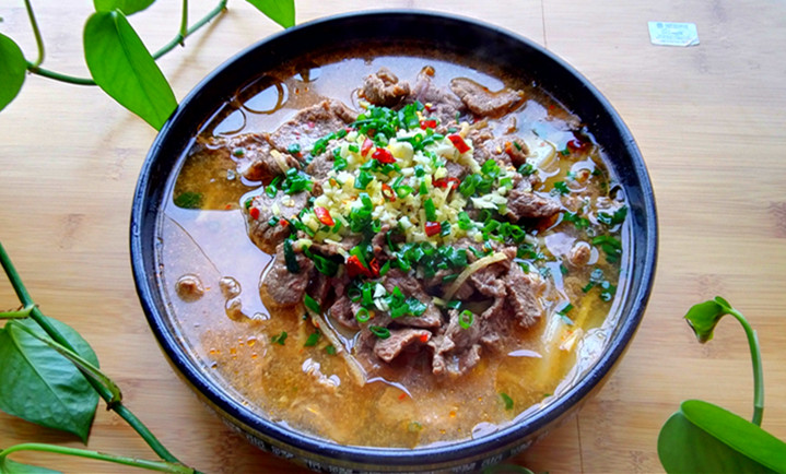 水煮牛肉的做法-咸鮮味煮菜譜-易網健康養生網 水煮牛肉的做法-咸鮮味煮菜譜