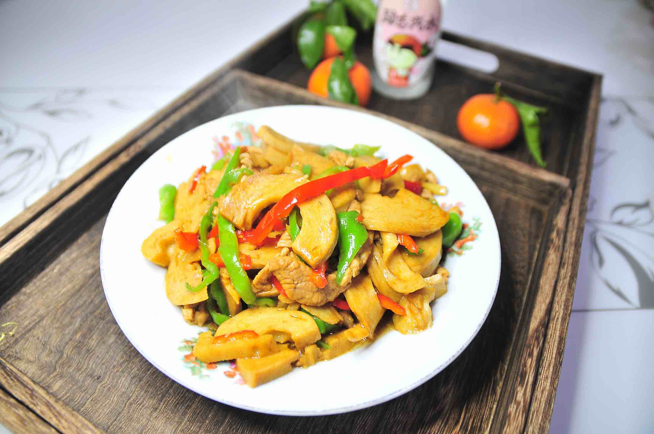 面筋炒肉絲的做法-家常味炒菜譜-易網健康養生網 面筋炒肉絲的做法-家常味炒菜譜