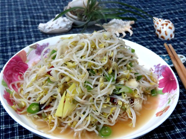 爆炒綠豆芽的做法-家常味炒菜譜