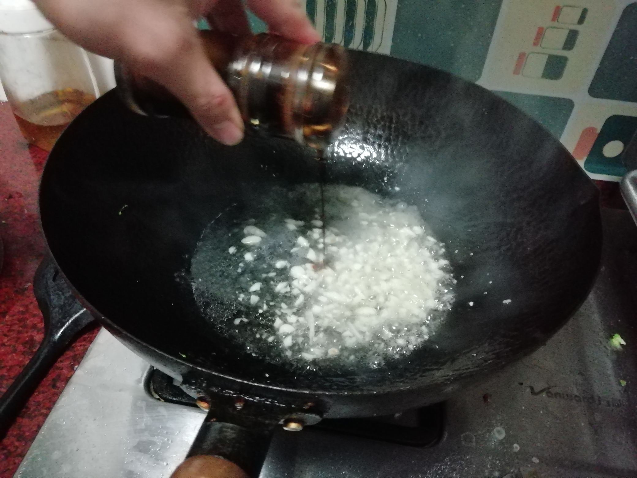 澆汁西蘭花的做法-家常味煮菜譜