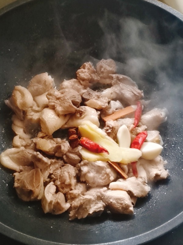 啤酒鴨的做法-咸鮮味燒菜譜