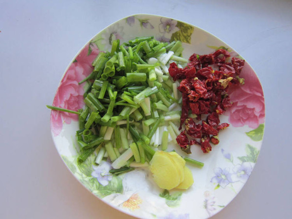 臘魚燒茄子的做法-咸鮮味燒菜譜