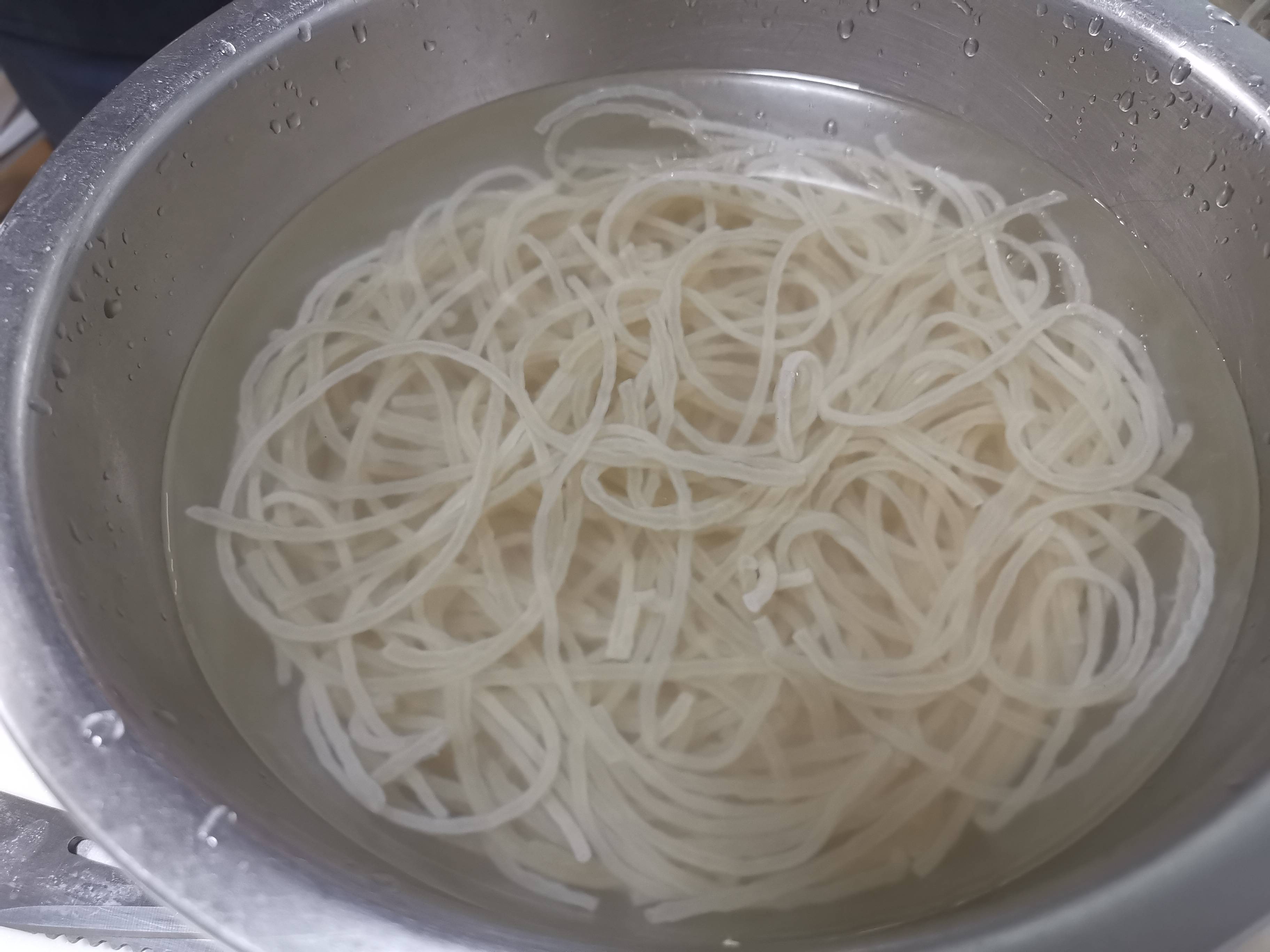 牛腩粉絲的做法-家常味燜菜譜