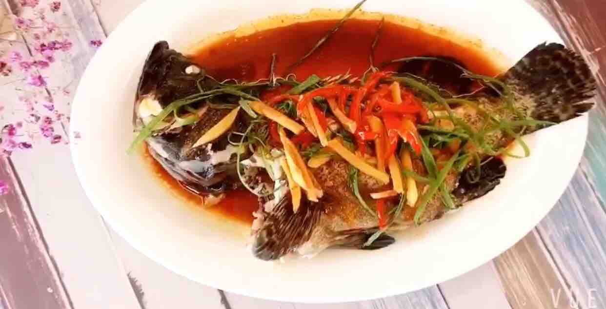 清蒸龍躉魚的做法-咸鮮味蒸菜譜