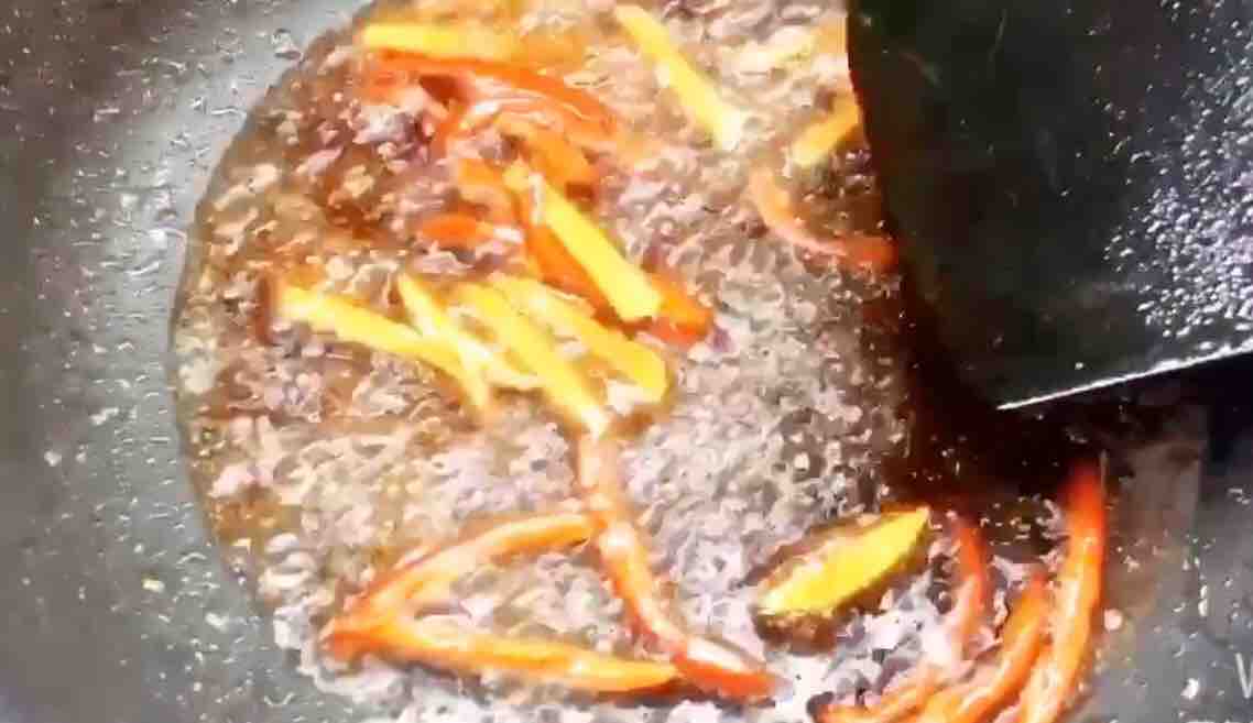 清蒸龍躉魚的做法-咸鮮味蒸菜譜