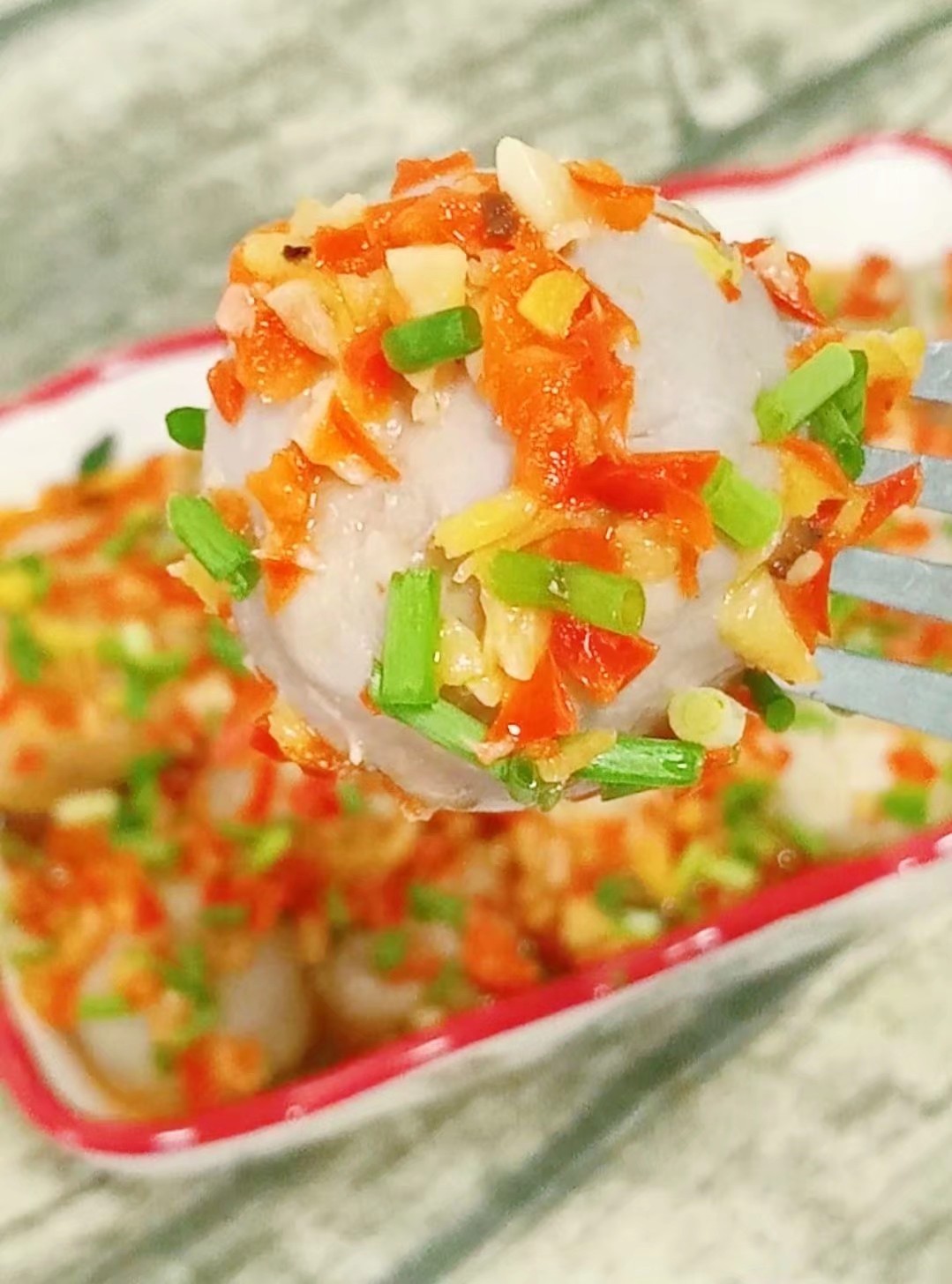 剁椒蒸芋頭的做法-家常味蒸菜譜