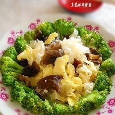 蘭花雙耳炒蛋的做法-家常味炒菜譜