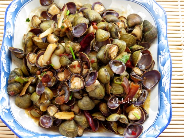 醬爆黃沙蜆的做法-家常味炒菜譜