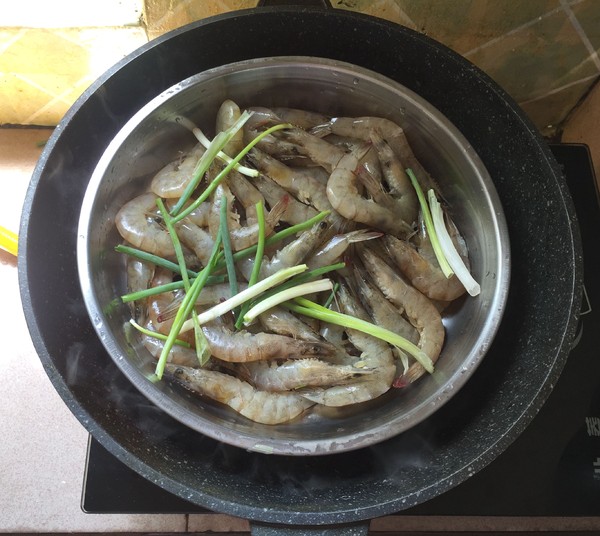 白灼蝦的做法-家常味蒸菜譜-易網健康養生網 白灼蝦的做法-家常味蒸菜譜