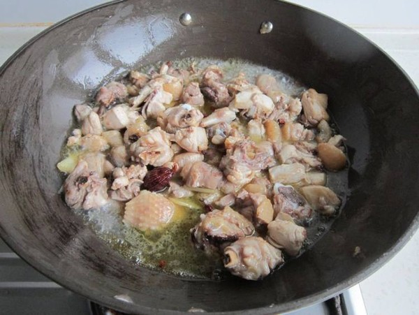 山藥蘆花雞的做法-家常味炒菜譜-易網(wǎng)健康養(yǎng)生網(wǎng) 山藥蘆花雞的做法-家常味炒菜譜