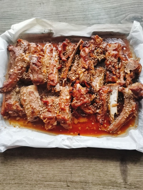 蒜香烤羊排的做法-蒜香味燒菜譜