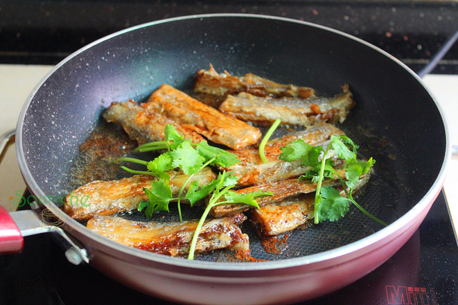 糖醋帶魚(yú)的做法-甜味煮菜譜