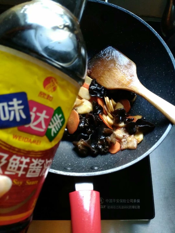 小炒山藥木耳胡蘿卜的做法-家常味炒菜譜-易網健康養生網 小炒山藥木耳胡蘿卜的做法-家常味炒菜譜