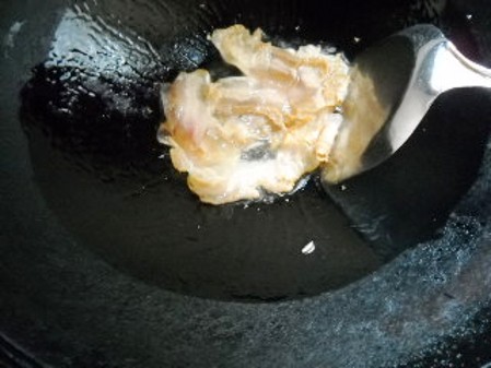 臘肉茶樹(shù)菇的做法-咸鮮味干煸菜譜