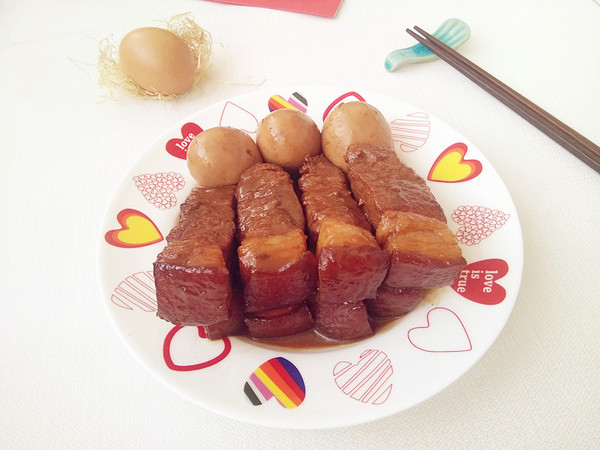 紅燒肉熏蛋的做法-咸鮮味燒菜譜