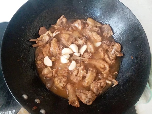 蒜香童子雞的做法-咸鮮味燒菜譜