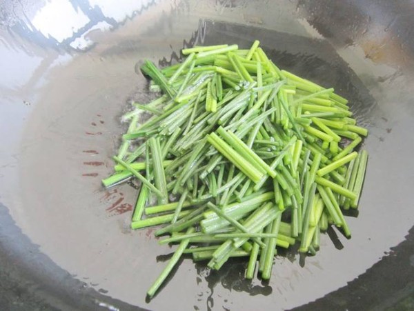 韭苔炒蝦仁的做法-家常味炒菜譜