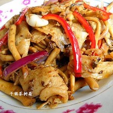 臘肉茶樹(shù)菇的做法-咸鮮味干煸菜譜