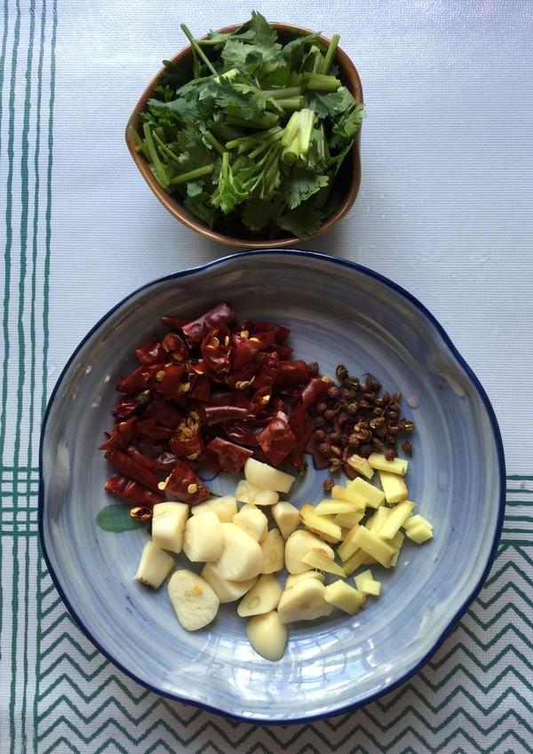 干鍋土豆蝦的做法-香辣味炒菜譜