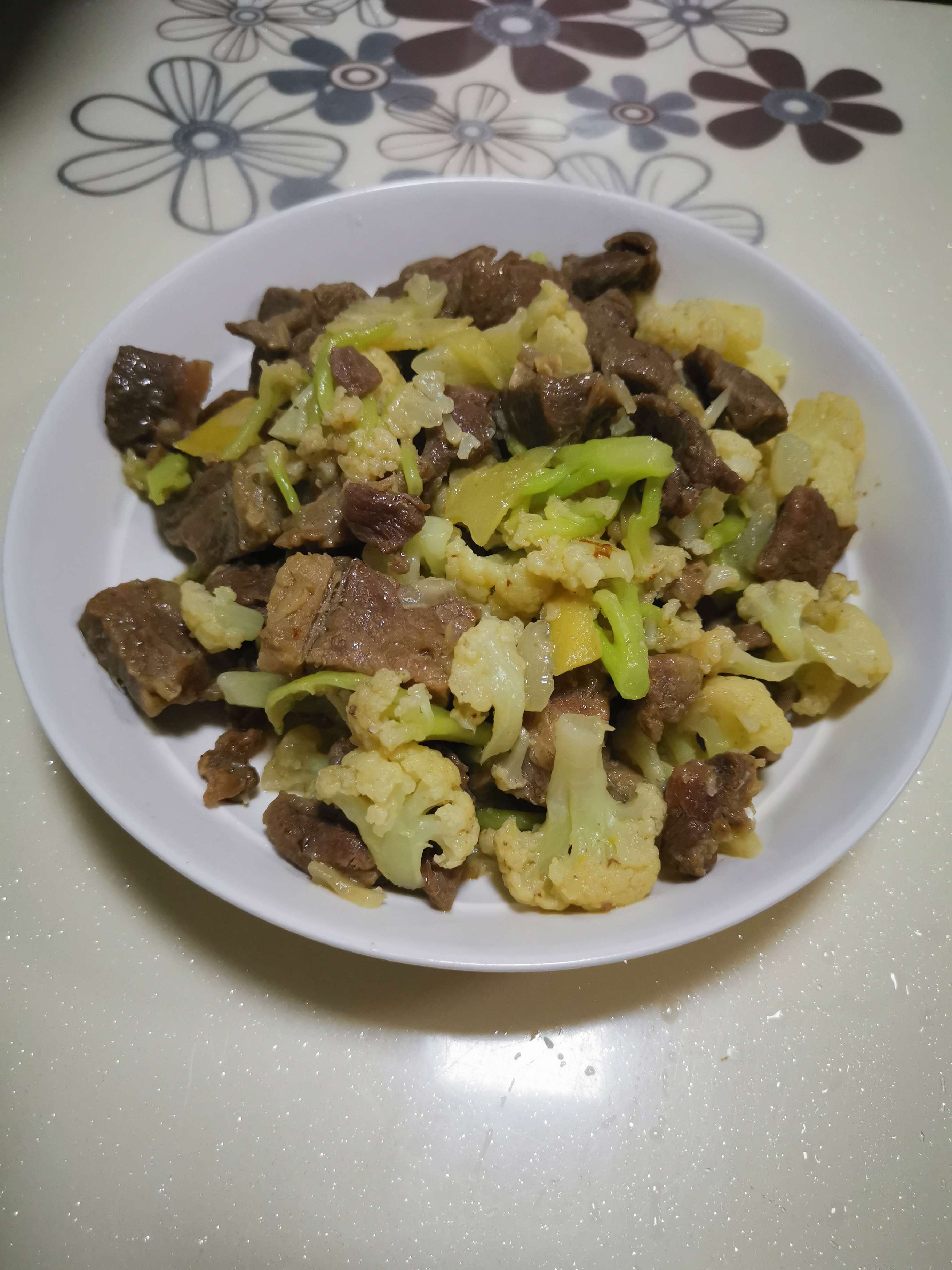 菜花燜羊肉的做法-咸鮮味炒菜譜