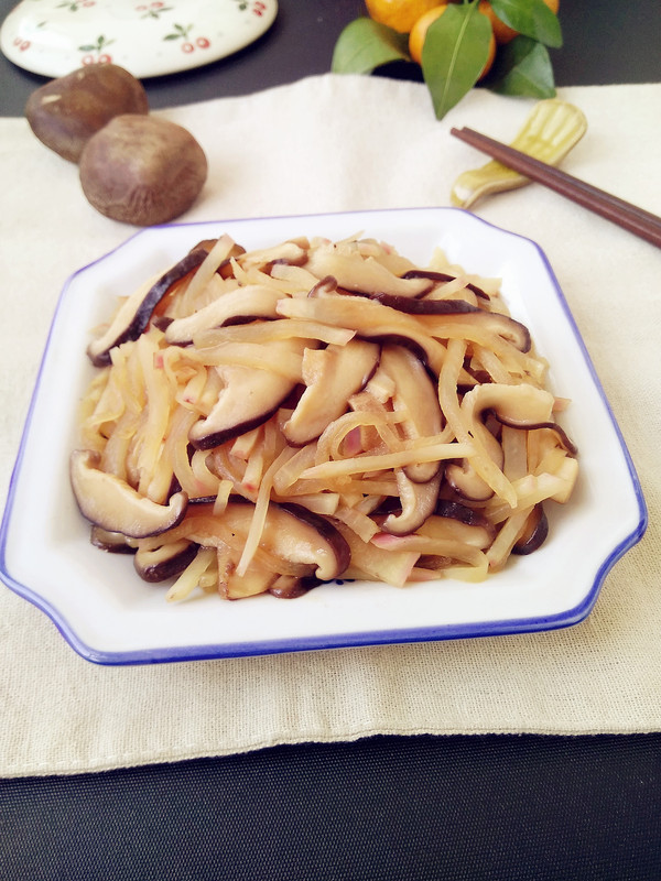 蘿卜燒香菇的做法-家常味燒菜譜