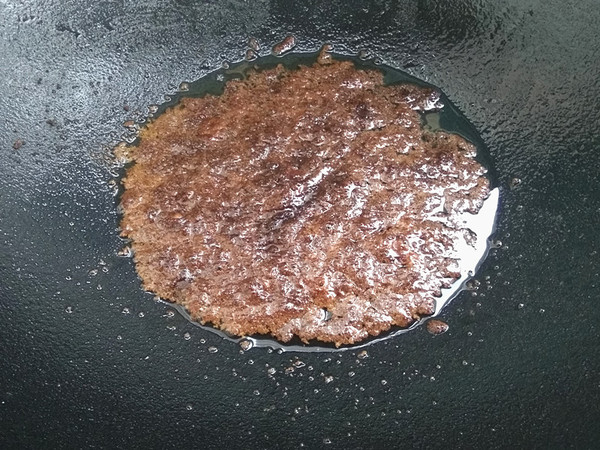 紅燒肉熏蛋的做法-咸鮮味燒菜譜