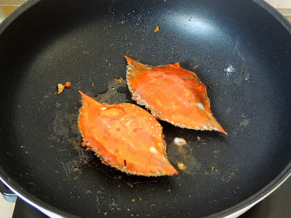 梭子蟹炒年糕的做法-家常味炒菜譜-易網健康養生網 梭子蟹炒年糕的做法-家常味炒菜譜