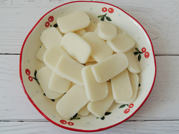 梭子蟹炒年糕的做法-家常味炒菜譜-易網健康養生網 梭子蟹炒年糕的做法-家常味炒菜譜