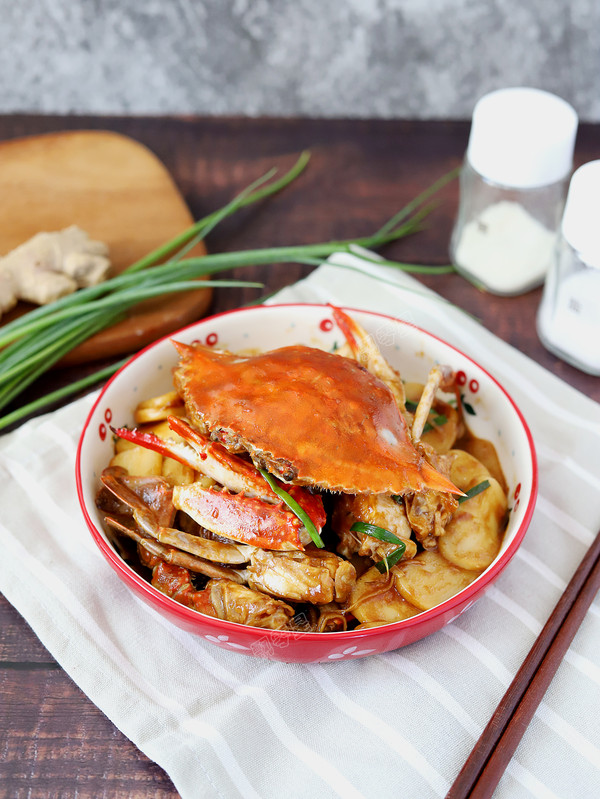 梭子蟹炒年糕的做法-家常味炒菜譜-易網健康養生網 梭子蟹炒年糕的做法-家常味炒菜譜