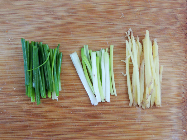 梭子蟹炒年糕的做法-家常味炒菜譜-易網健康養生網 梭子蟹炒年糕的做法-家常味炒菜譜